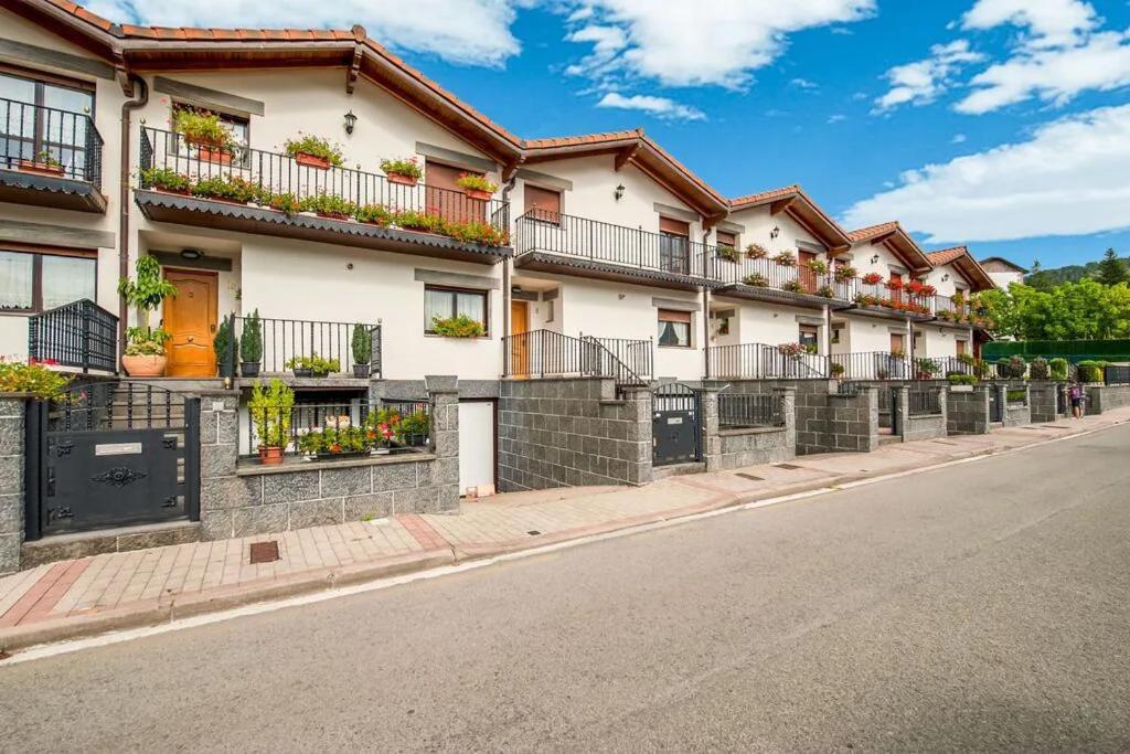 Villa Magnifica Casa Con Jardin, Bbq E Hidromasaje Leitza  Exterior foto