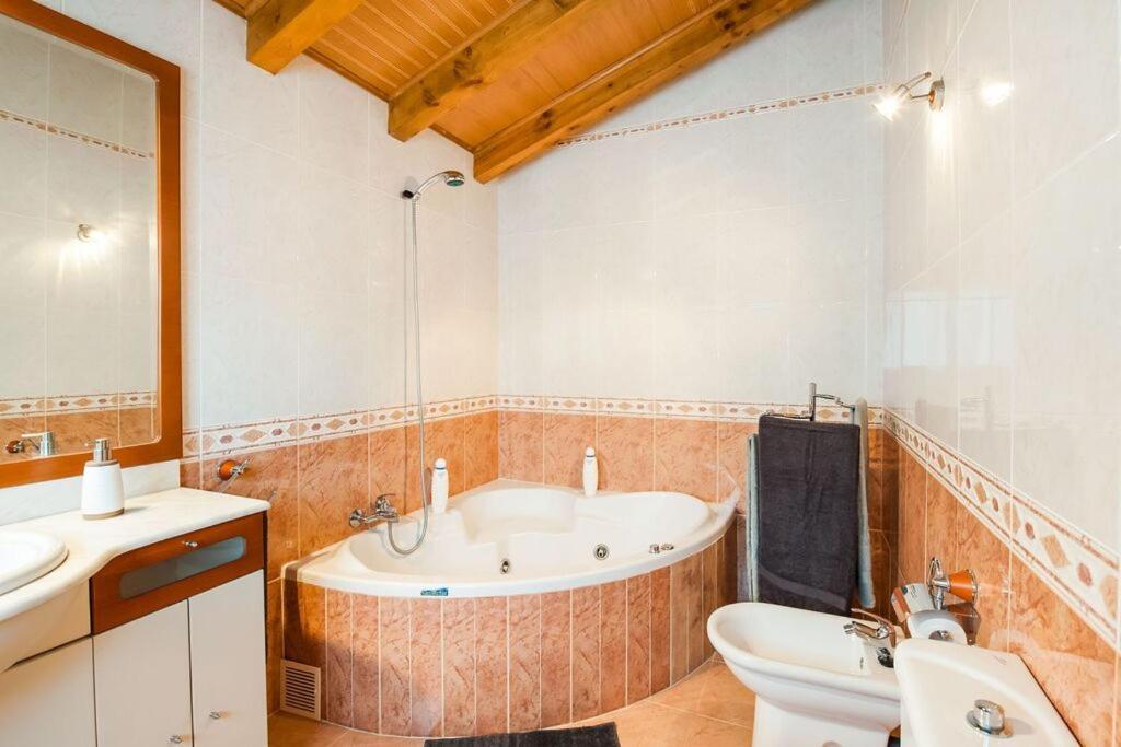 Villa Magnifica Casa Con Jardin, Bbq E Hidromasaje Leitza  Exterior foto